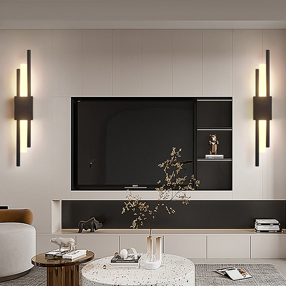 Wall Light | Vertical Linear Fixture