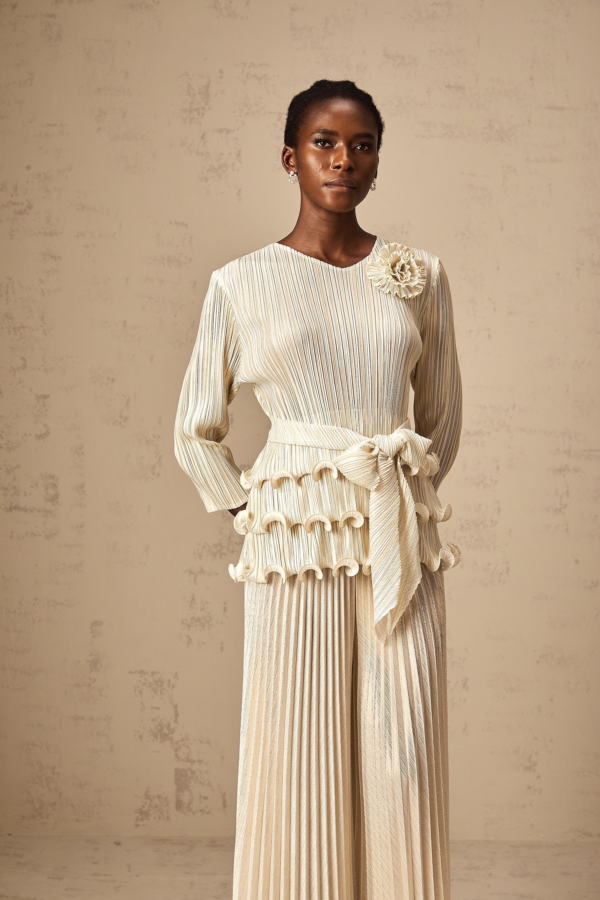 Cloris floral-appliqué ruffled pleated top & trousers