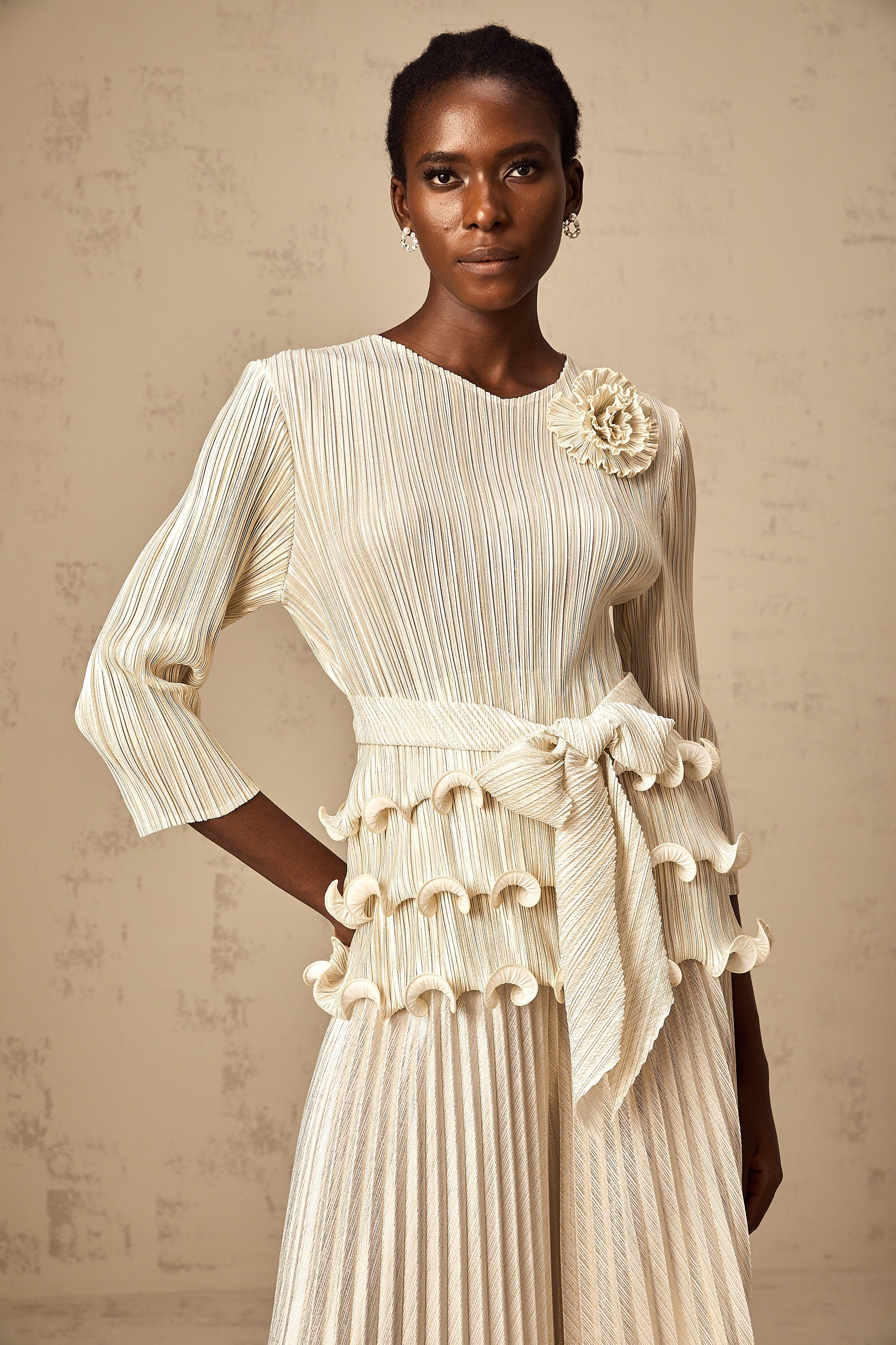Cloris floral-appliqué ruffled pleated top & trousers