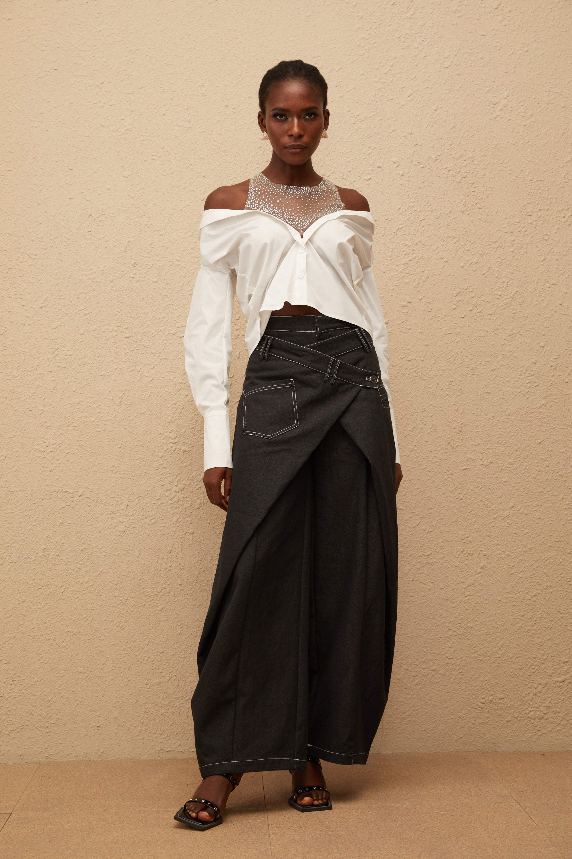 Emma Black Deconstructed Baggy Jeans