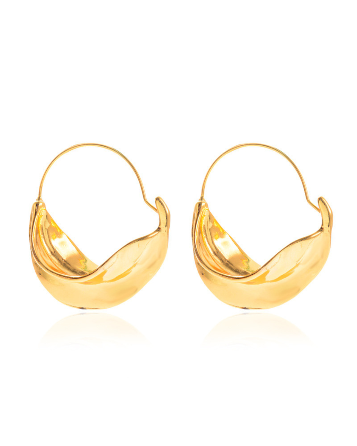 Maris Shell Earrings