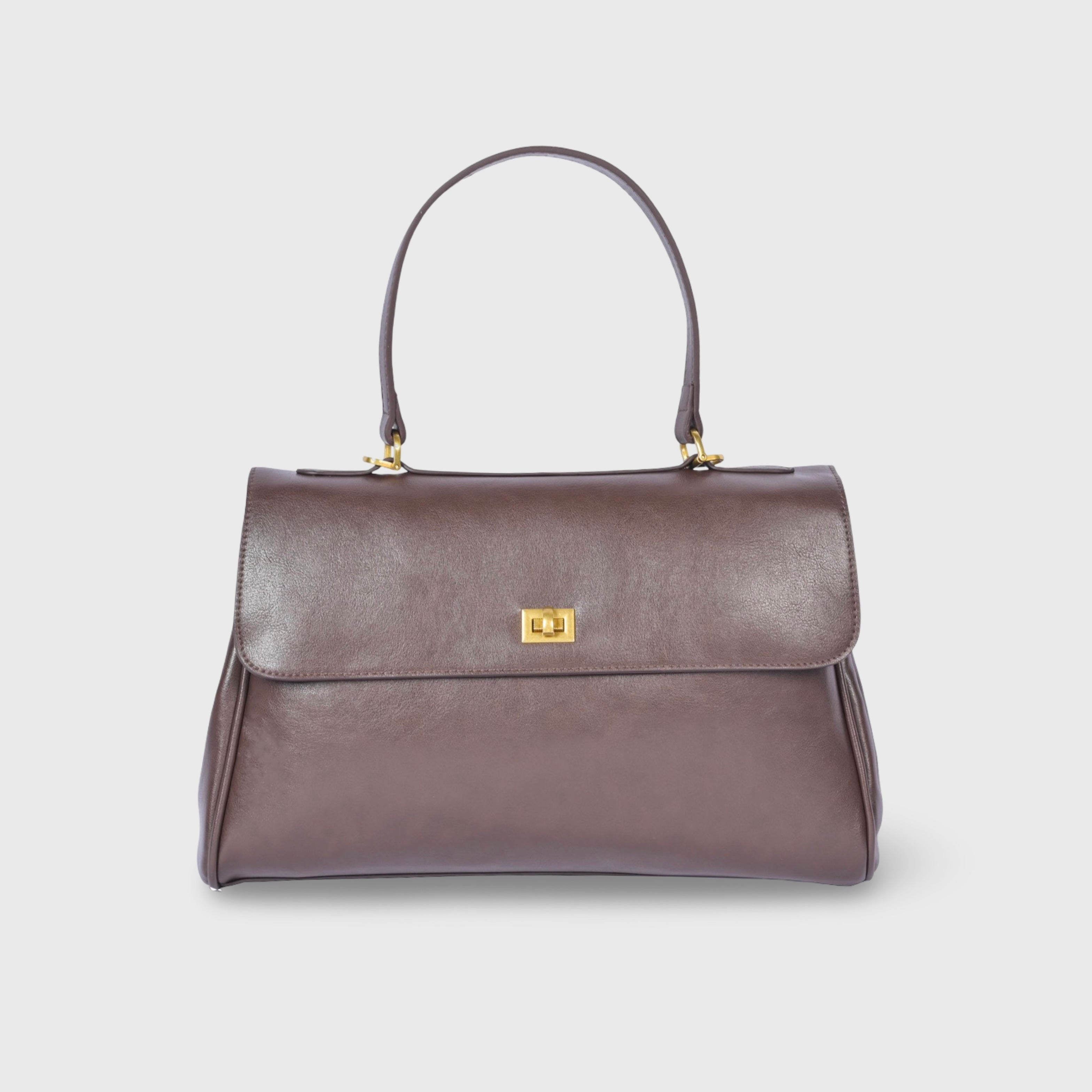 Ciara Essential