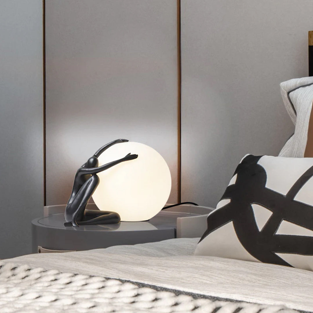 Statue Deco Lamp