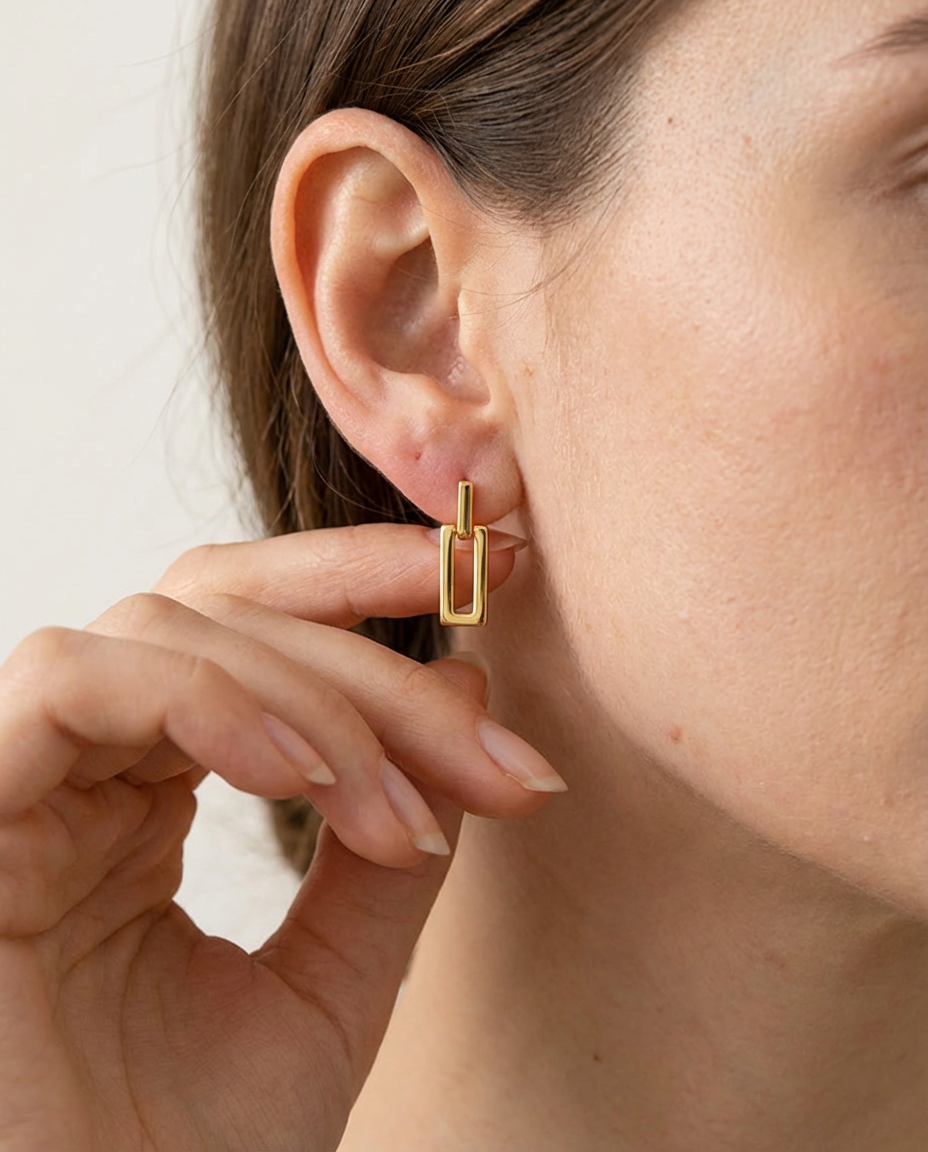 Linea Rectangle Earrings