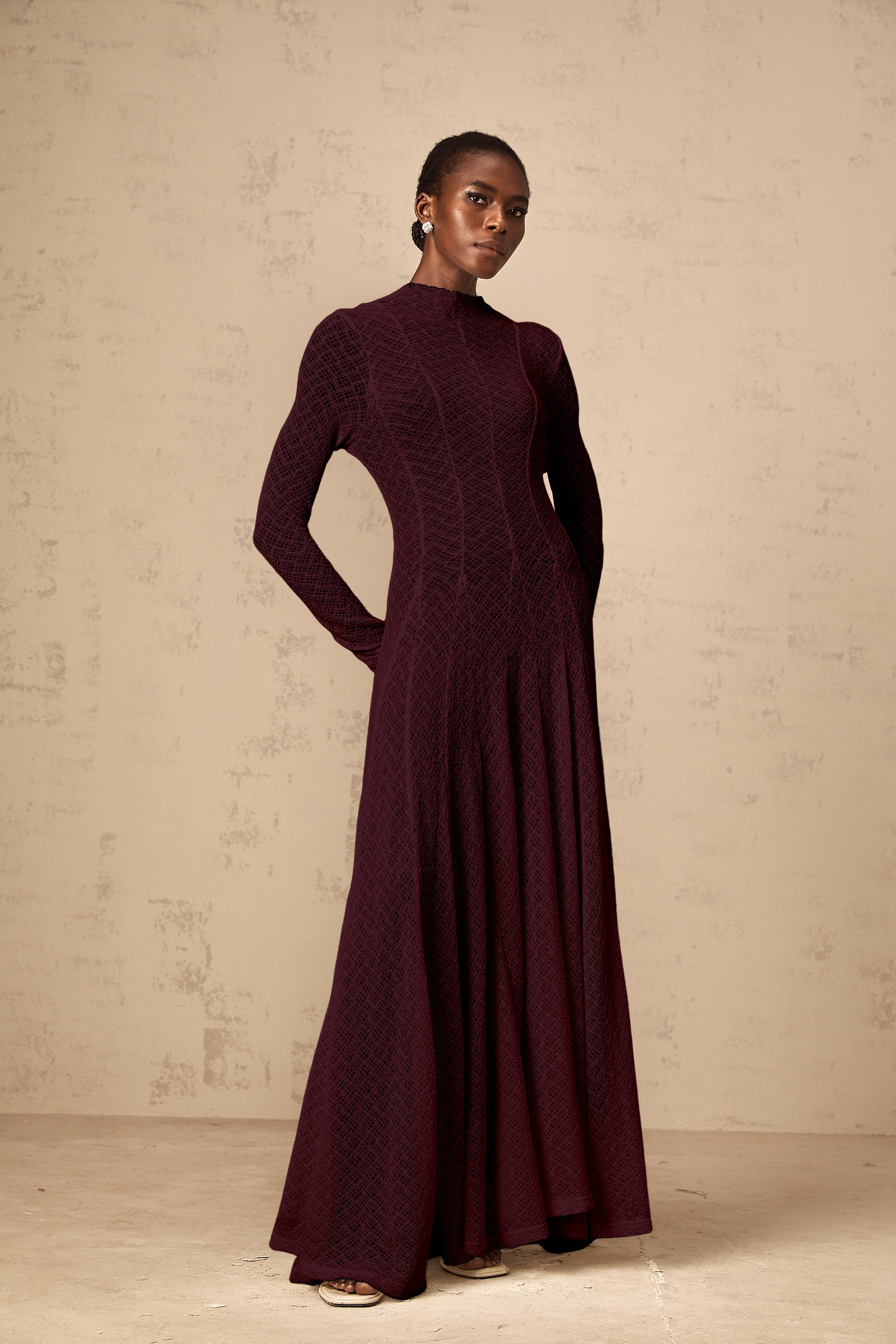 Athena wavy-pattern lace maxi dress in Red