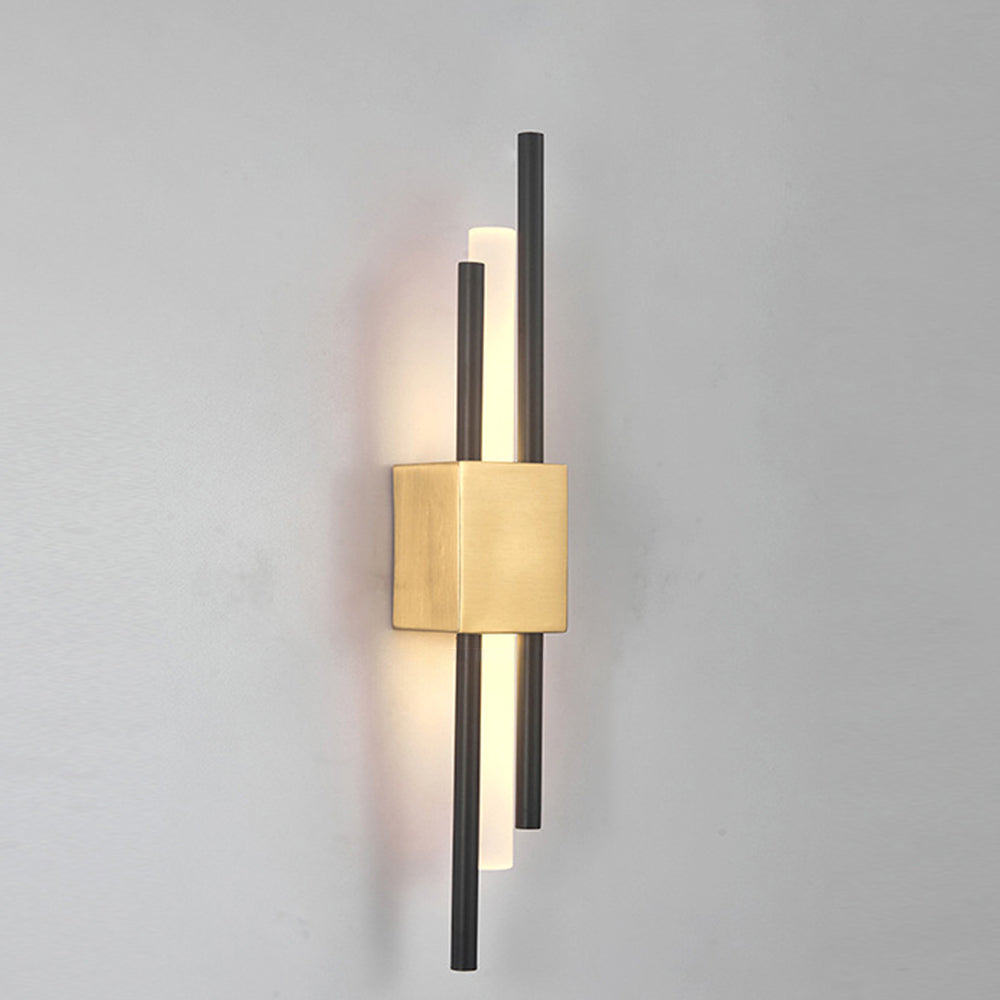 Wall Light | Vertical Linear Fixture