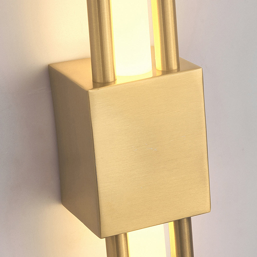 Wall Light | Vertical Linear Fixture
