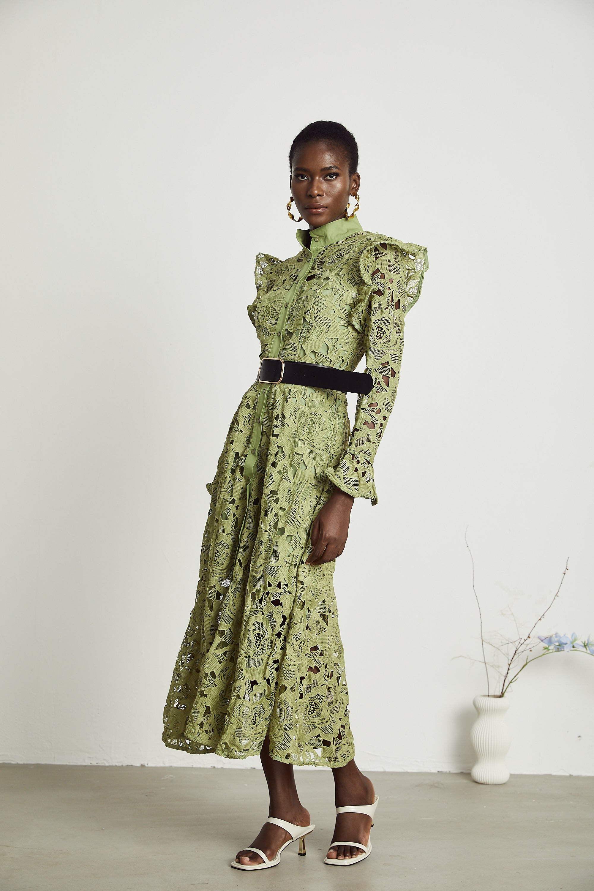 Noémie floral-embroidered midi dress in Green