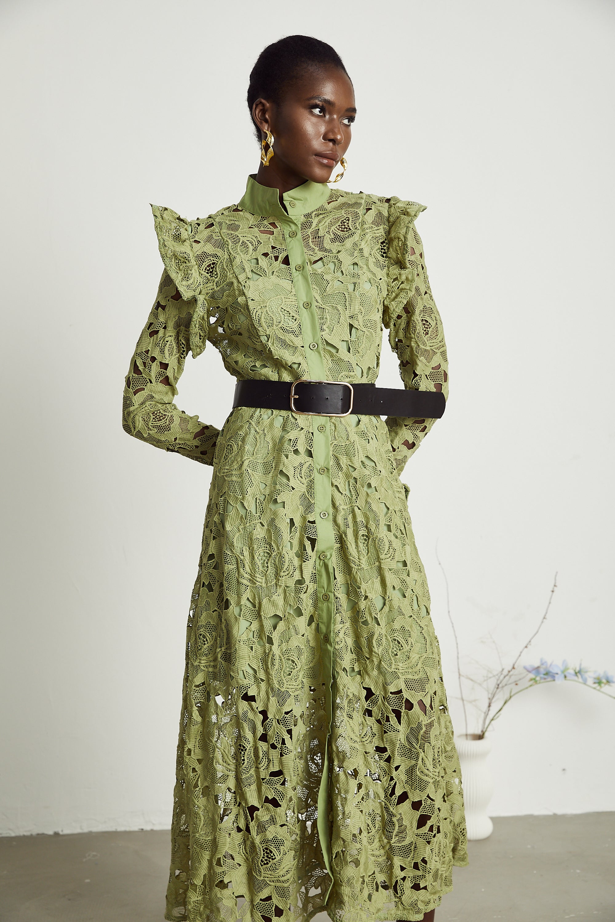 Noémie floral-embroidered midi dress in Green
