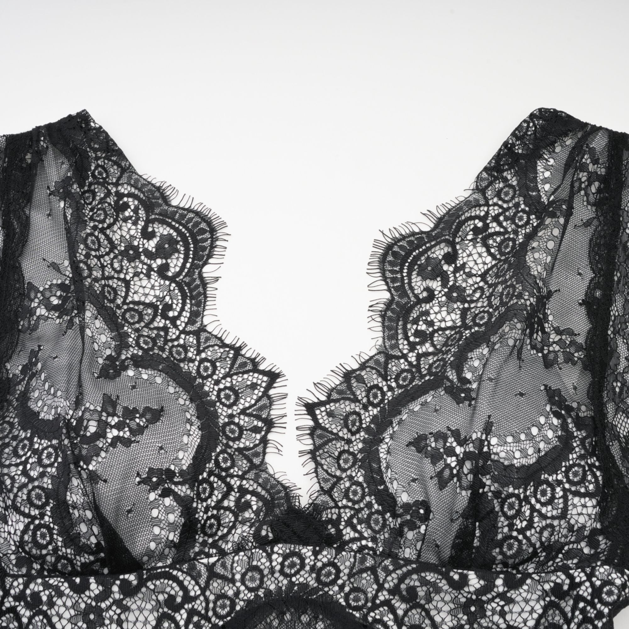 Éléonore Two Tone Lace Detail Maxi Dress