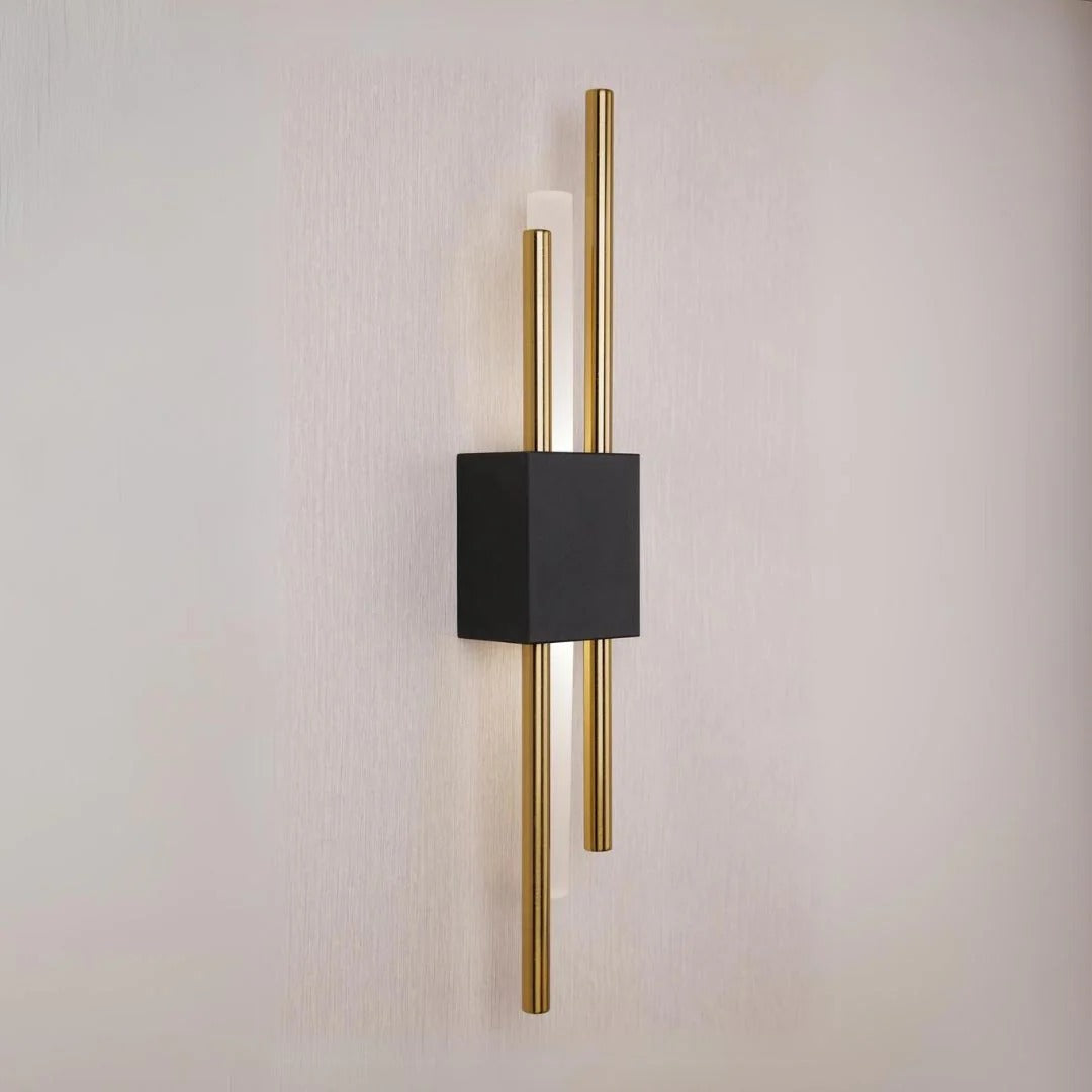 Wall Light | Vertical Linear Fixture