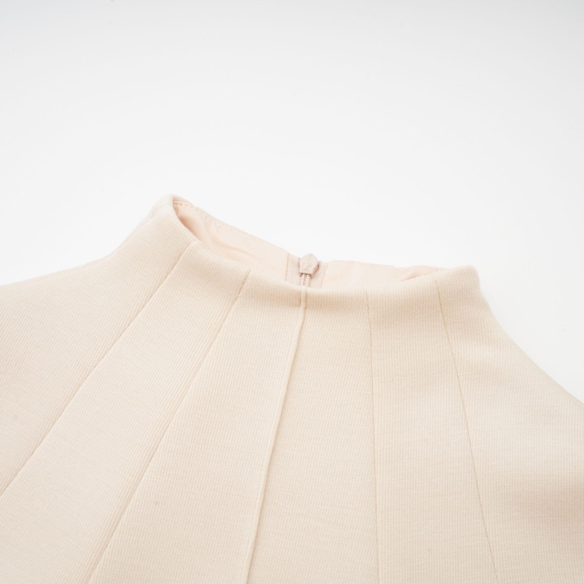 Safiya sleeveless pleated dress
