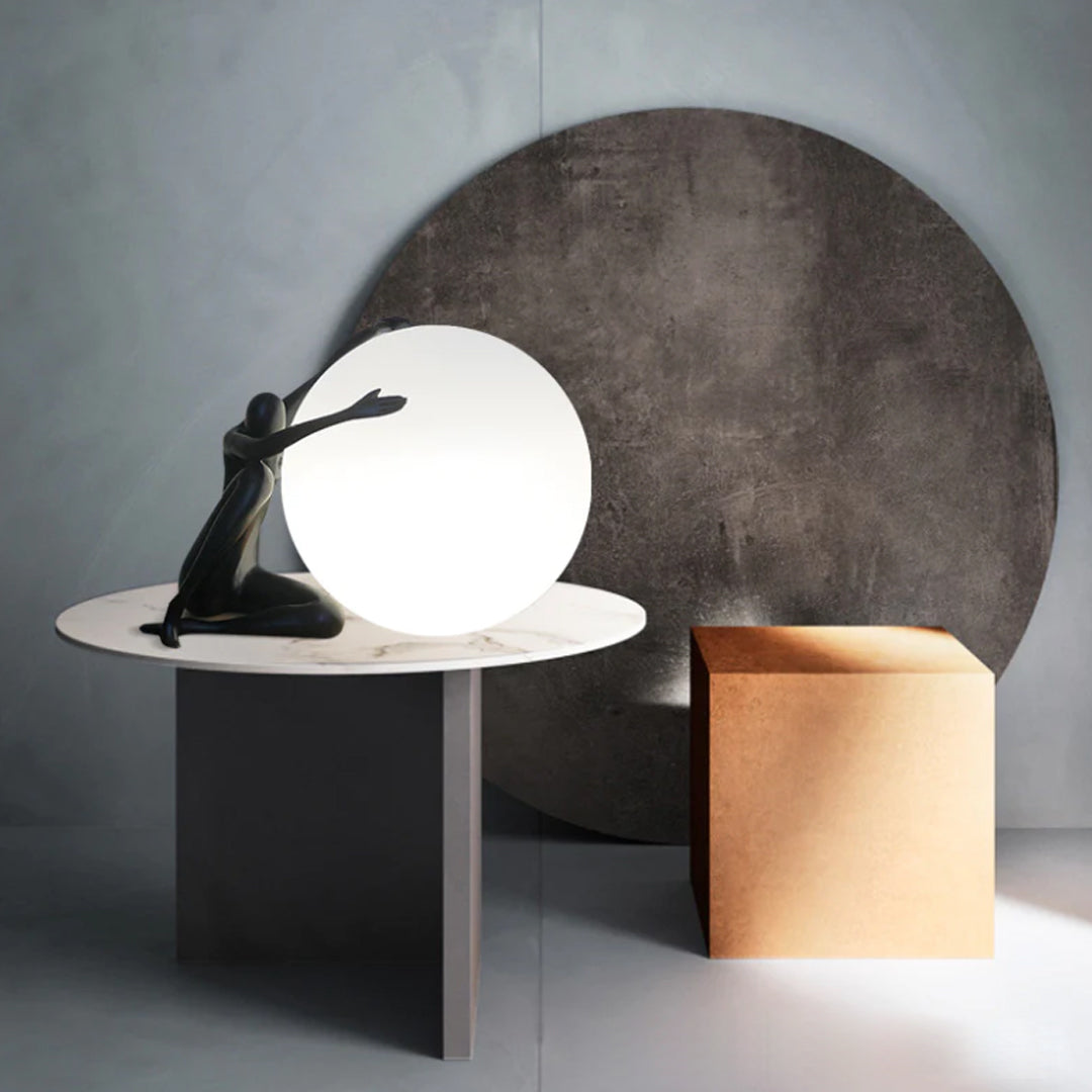 Statue Deco Lamp