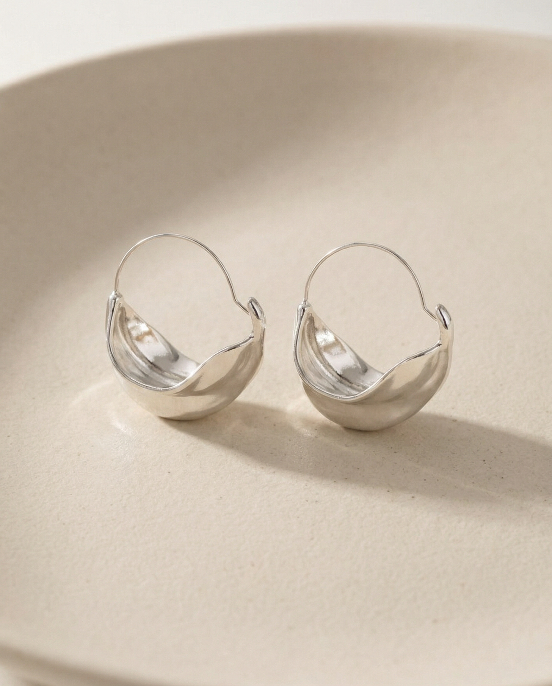 Maris Shell Earrings