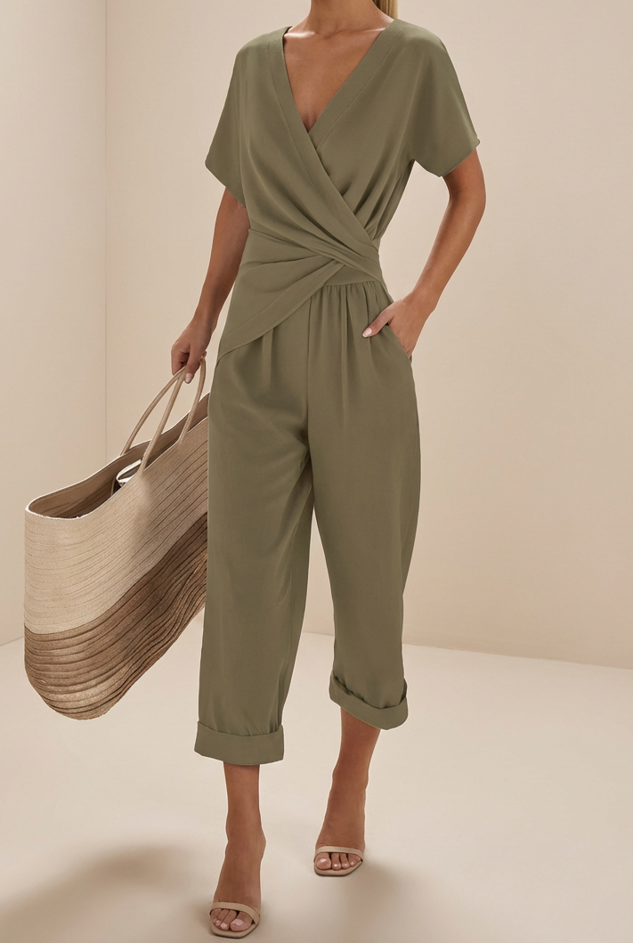 Greta | Set
