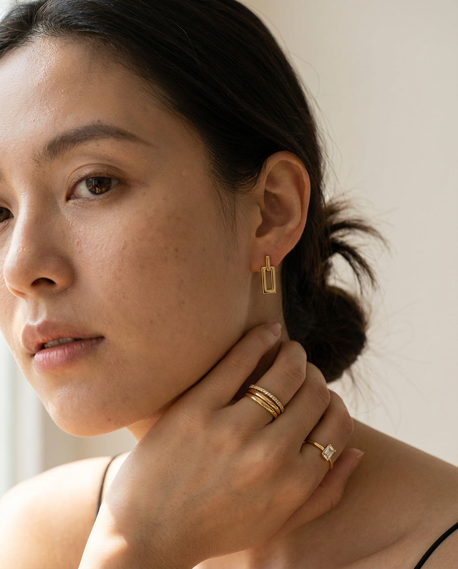 Linea Rectangle Earrings