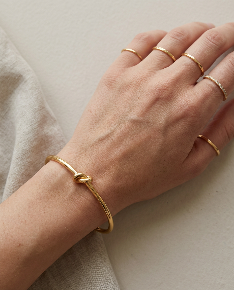 Eterna Knot Bracelet